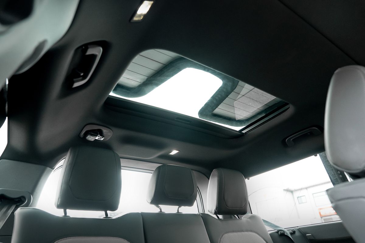 LAND ROVER DEFENDER X-DYNAMIC HSE D MHEV Auto