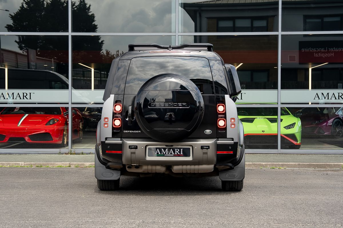 LAND ROVER DEFENDER X-DYNAMIC HSE D MHEV Auto