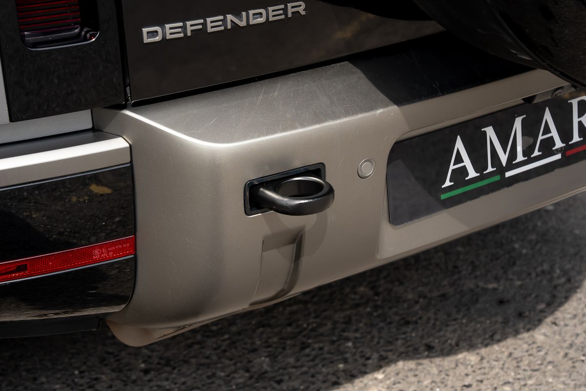 LAND ROVER DEFENDER X-DYNAMIC HSE D MHEV Auto