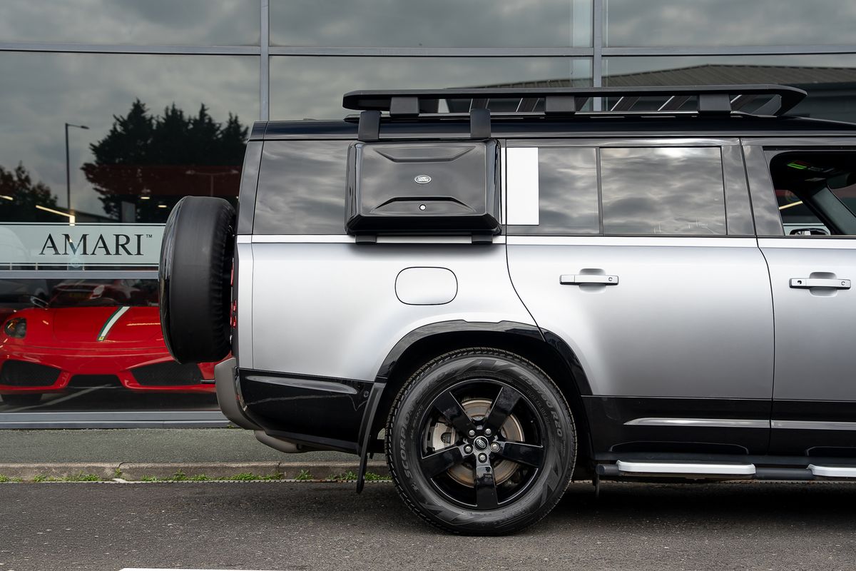 LAND ROVER DEFENDER X-DYNAMIC HSE D MHEV Auto
