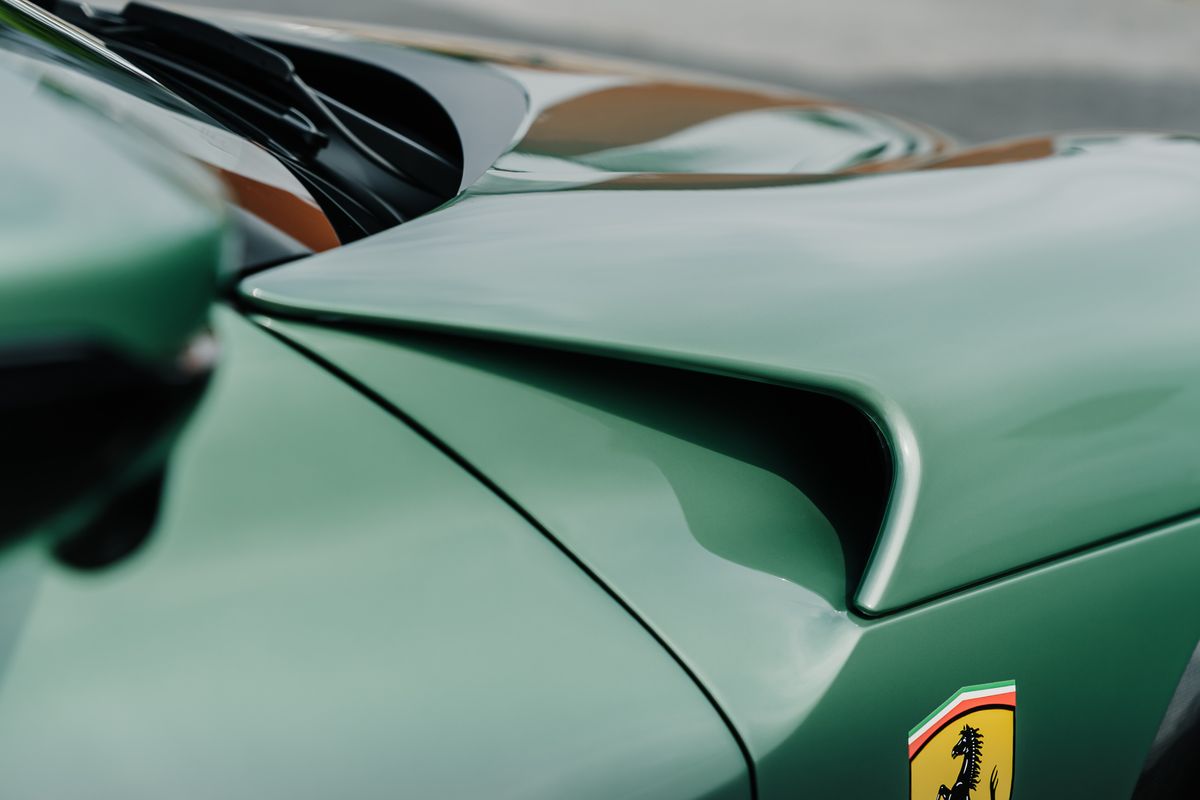 FERRARI PUROSANGUE