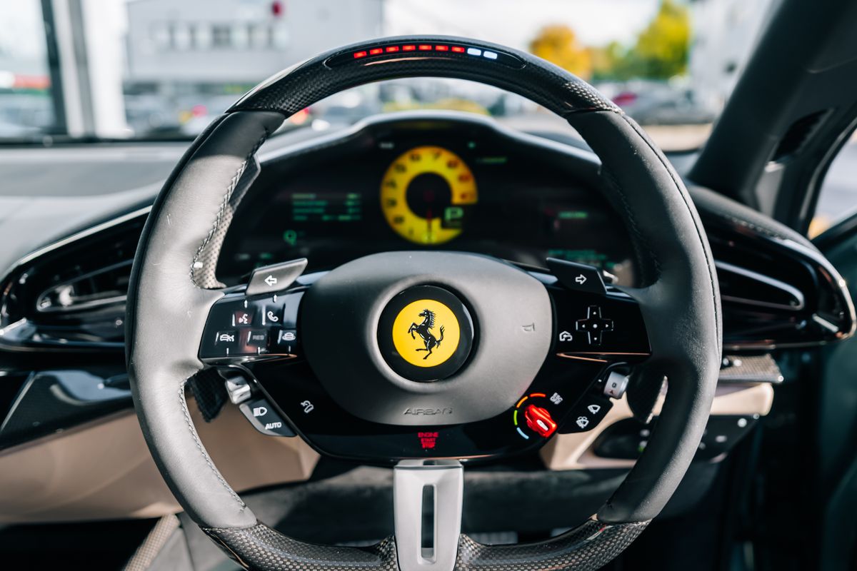 FERRARI PUROSANGUE