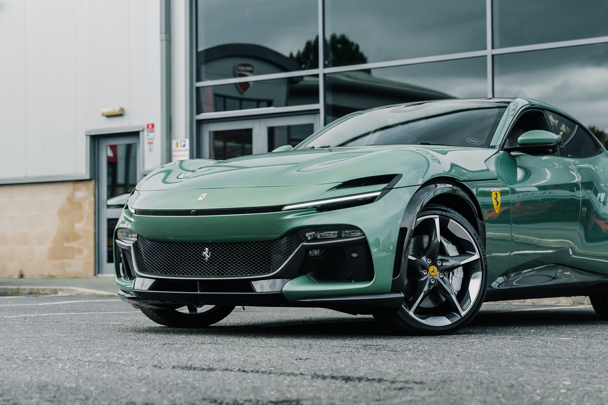 FERRARI PUROSANGUE