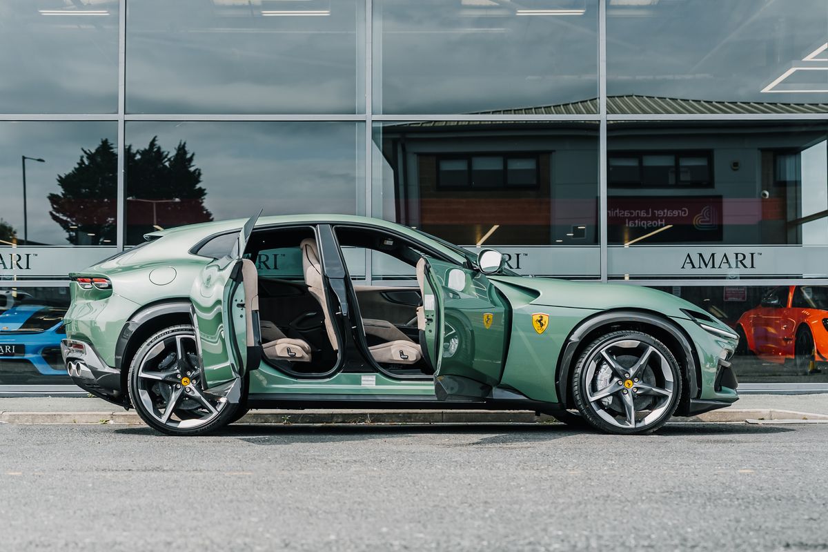 FERRARI PUROSANGUE