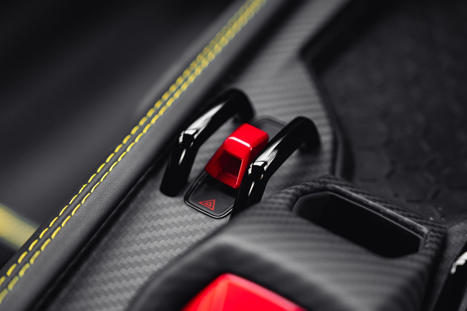 LAMBORGHINI REVUELTO PHEV S-A V12