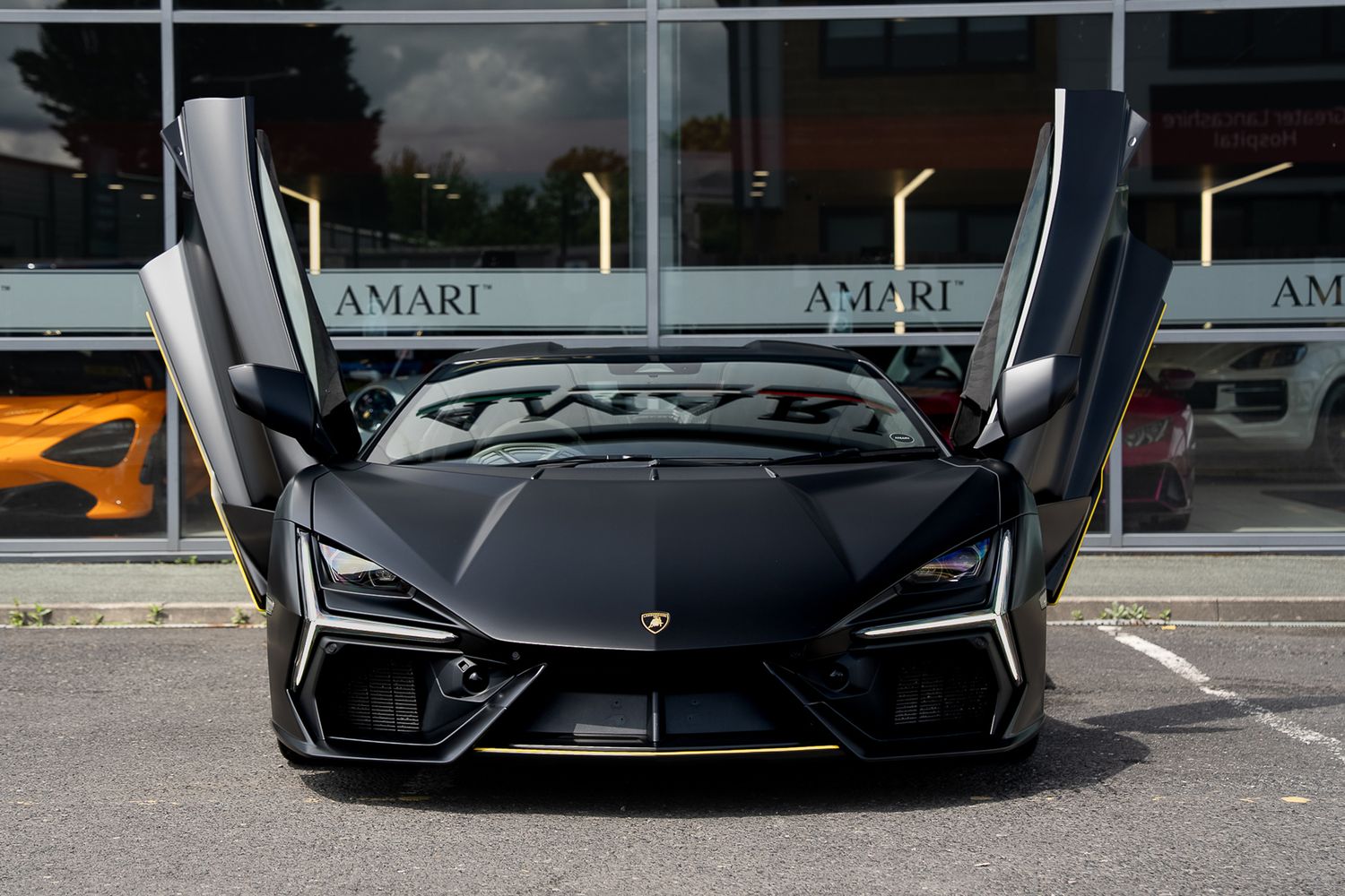 LAMBORGHINI REVUELTO PHEV S-A V12