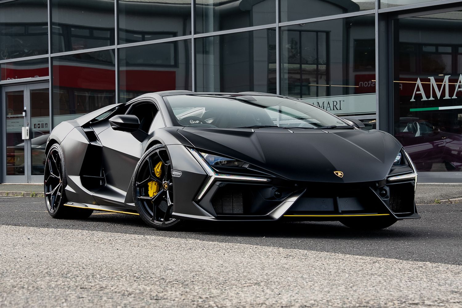 LAMBORGHINI REVUELTO PHEV S-A V12