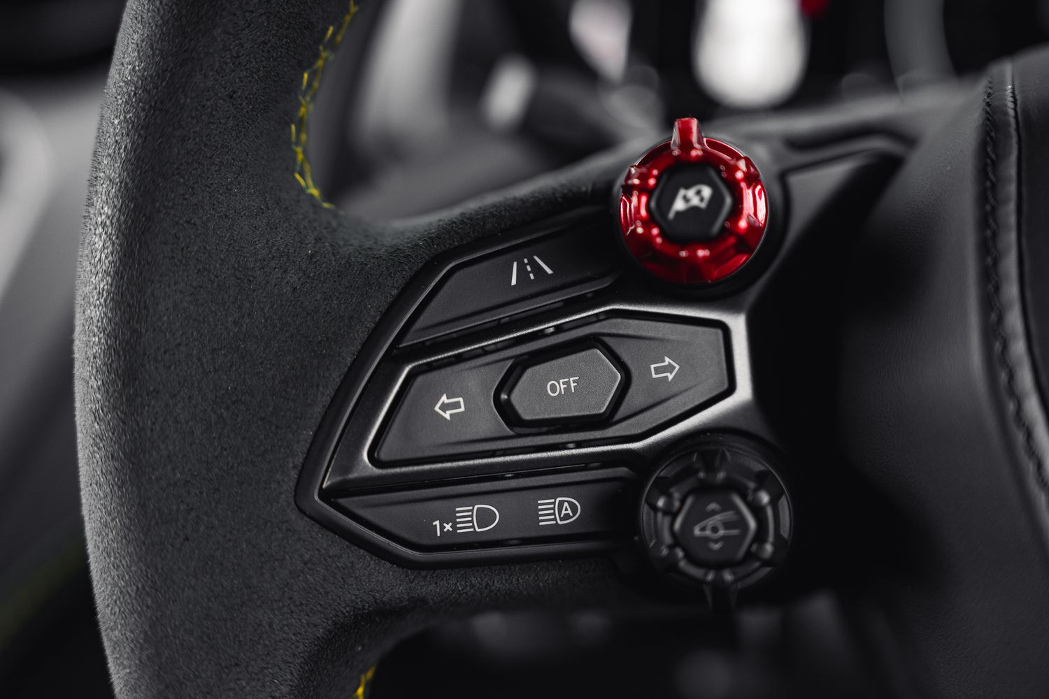 LAMBORGHINI REVUELTO PHEV S-A V12