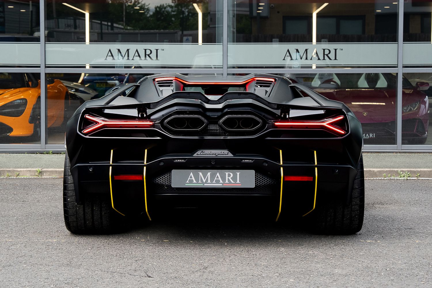 LAMBORGHINI REVUELTO PHEV S-A V12
