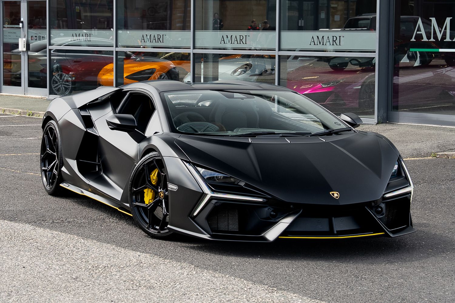 LAMBORGHINI REVUELTO PHEV S-A V12