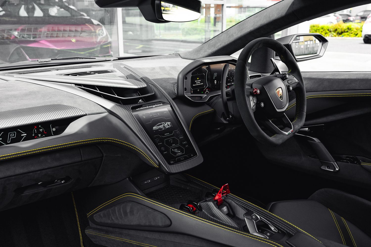 LAMBORGHINI REVUELTO PHEV S-A V12