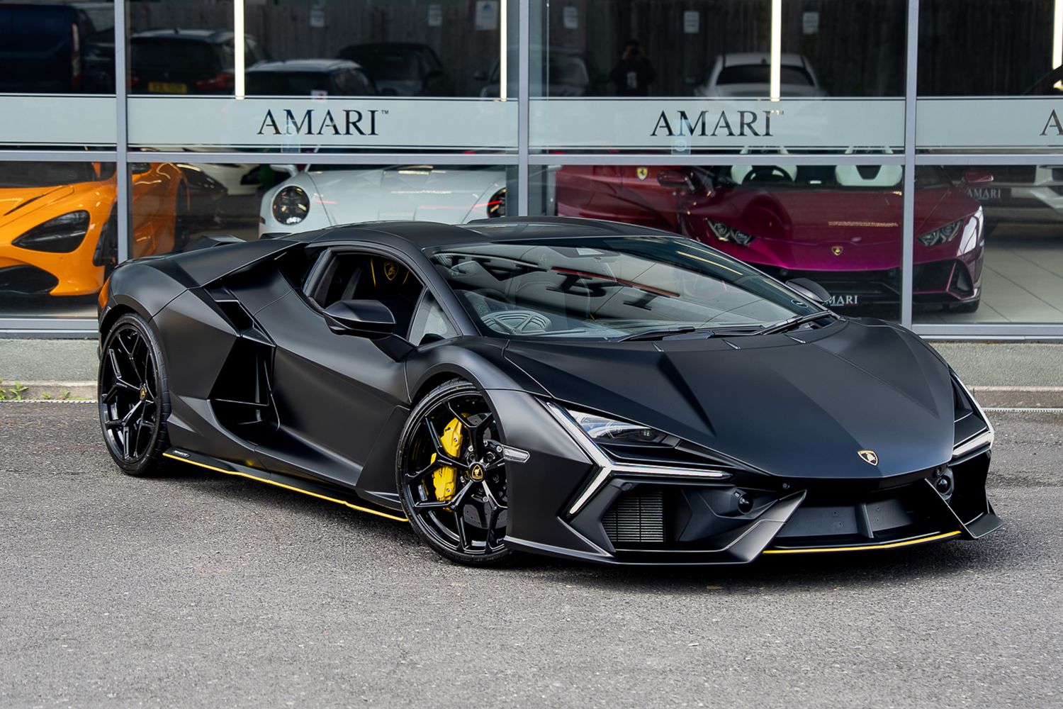 LAMBORGHINI REVUELTO PHEV S-A V12