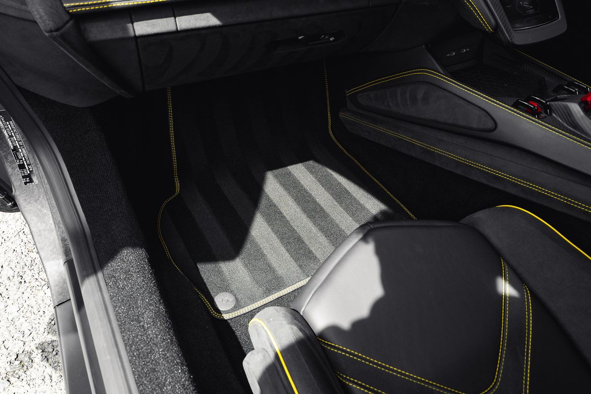 LAMBORGHINI REVUELTO PHEV S-A V12