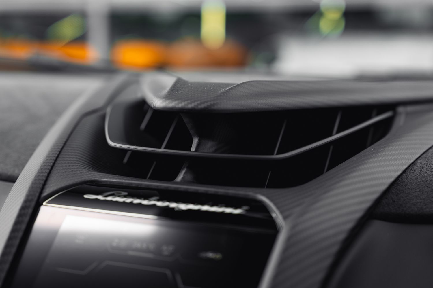 LAMBORGHINI REVUELTO PHEV S-A V12