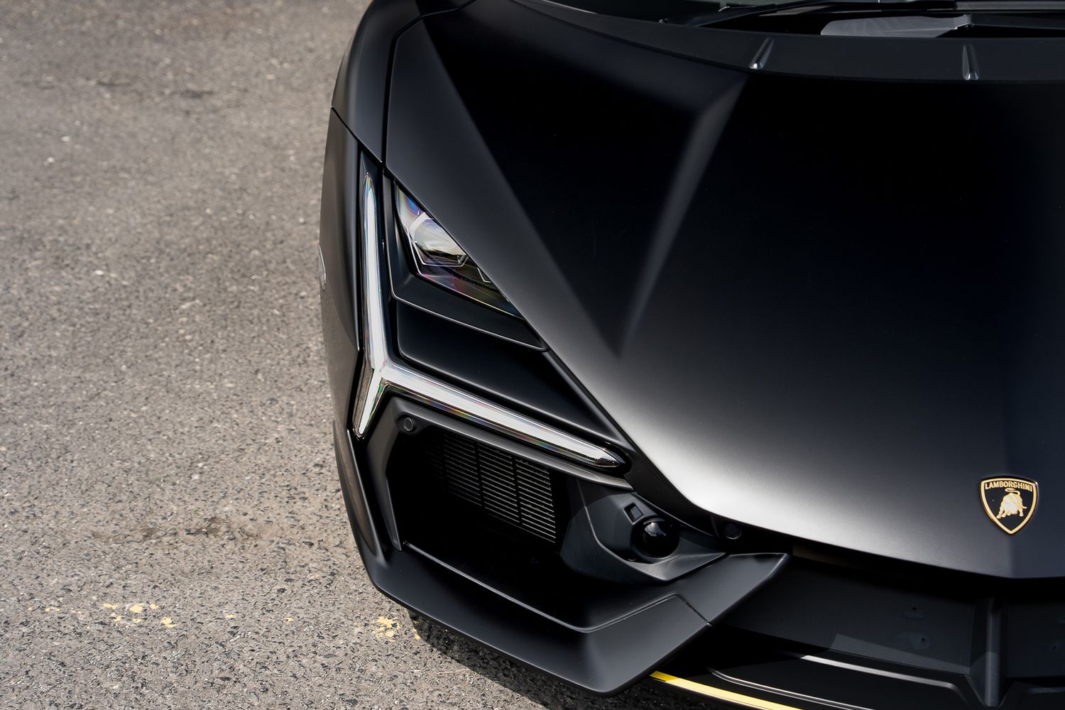 LAMBORGHINI REVUELTO PHEV S-A V12