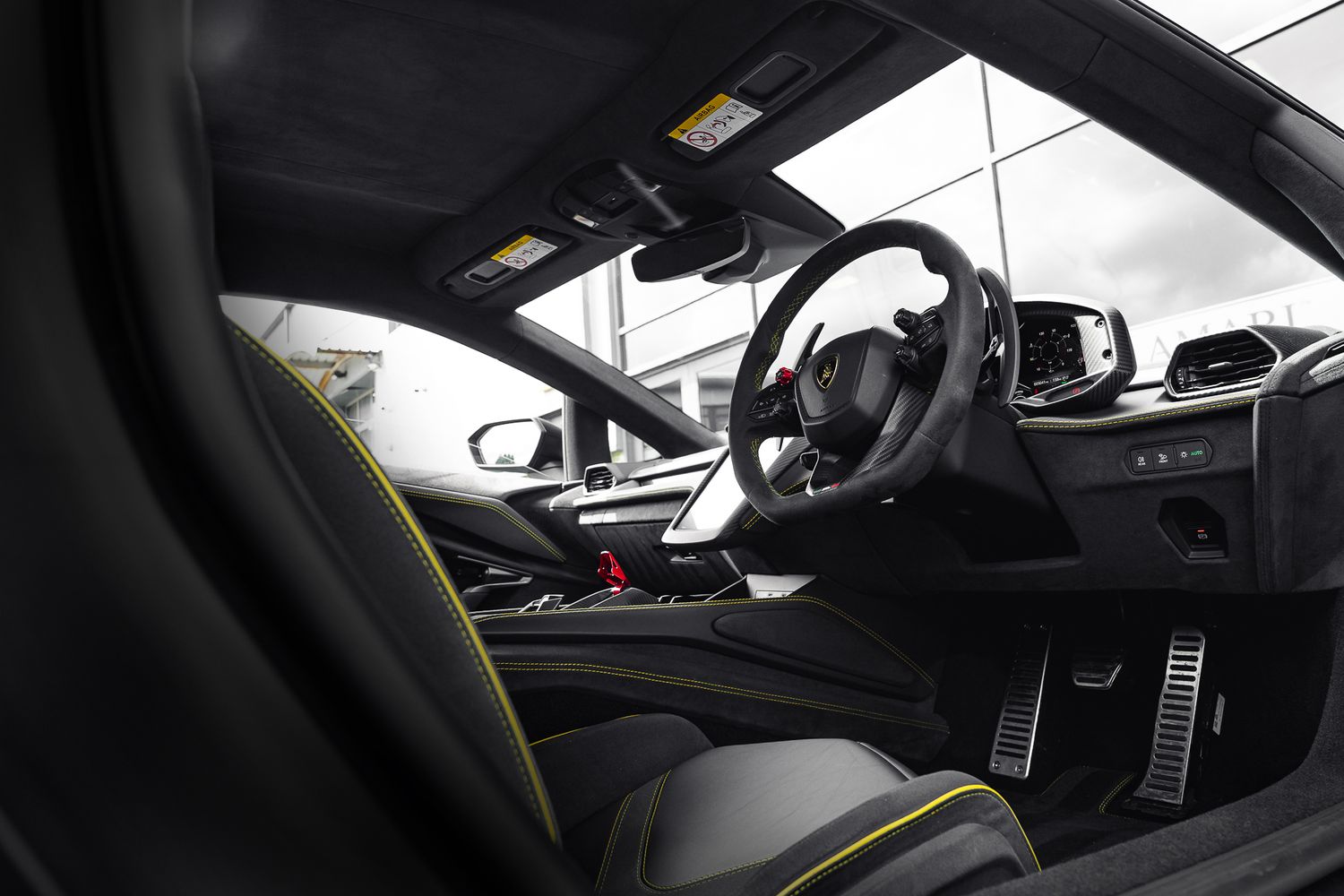 LAMBORGHINI REVUELTO PHEV S-A V12