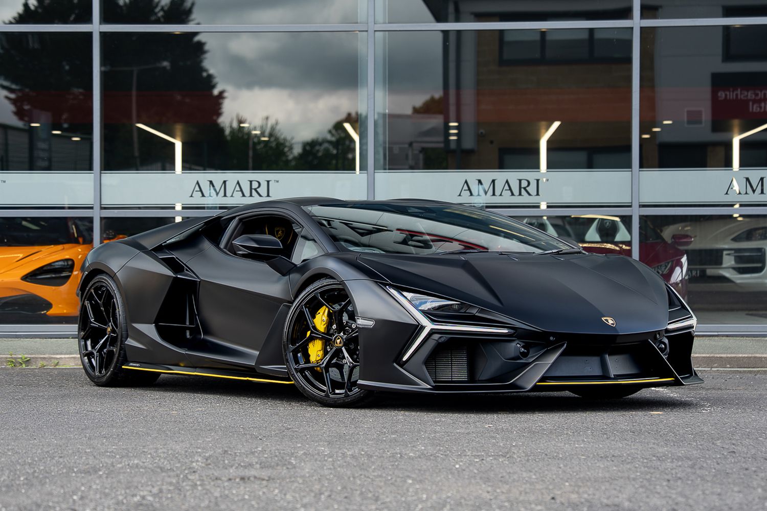 LAMBORGHINI REVUELTO PHEV S-A V12