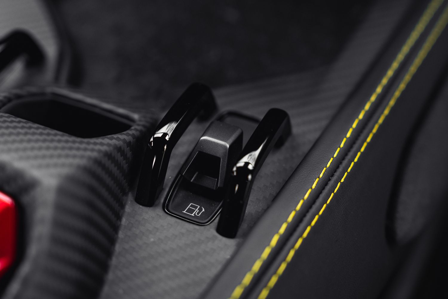 LAMBORGHINI REVUELTO PHEV S-A V12