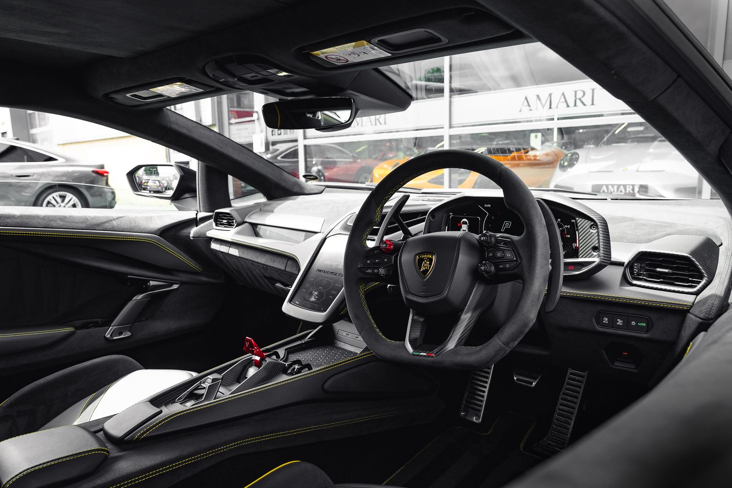 LAMBORGHINI REVUELTO PHEV S-A V12