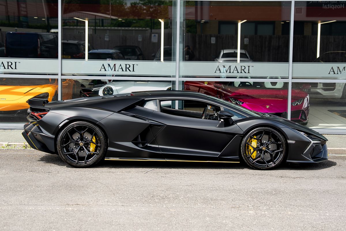 LAMBORGHINI REVUELTO PHEV S-A V12