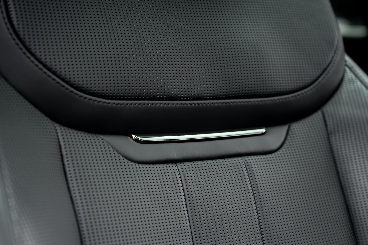 LAND ROVER RANGE ROVER SV Auto LWB SV