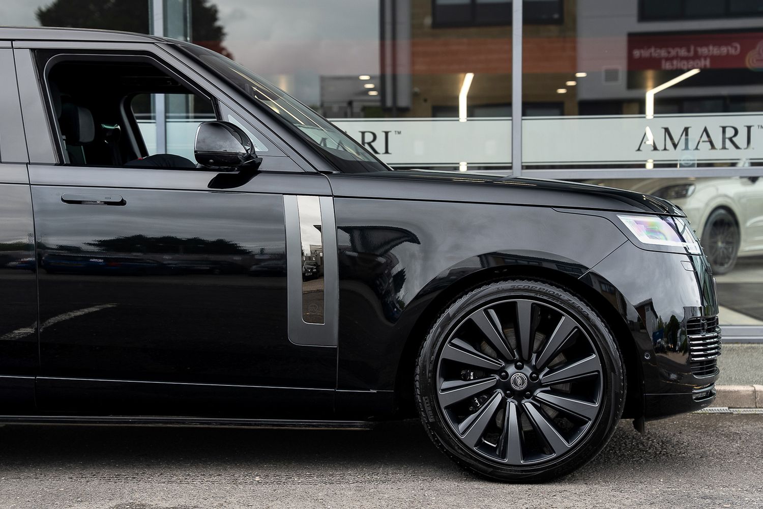 Land Rover Range Rover SV Auto SV