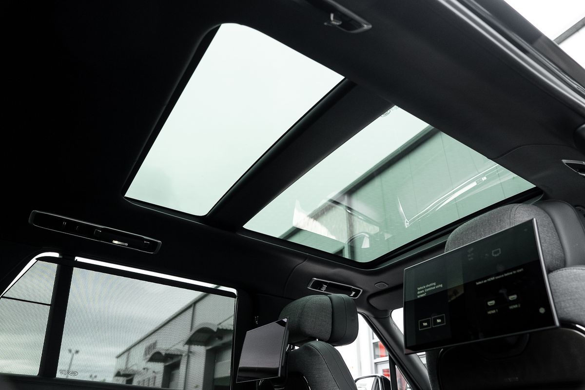 LAND ROVER RANGE ROVER SV Auto LWB SV