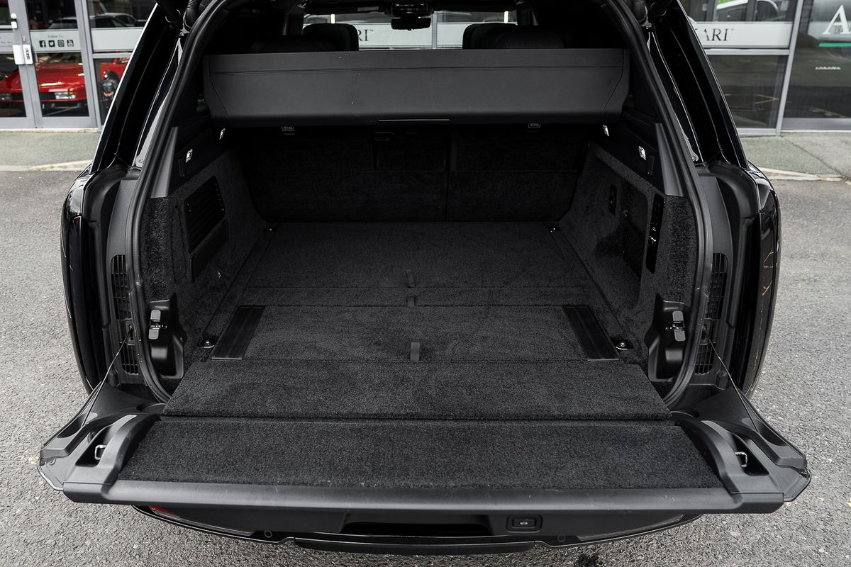 LAND ROVER RANGE ROVER SV Auto LWB SV