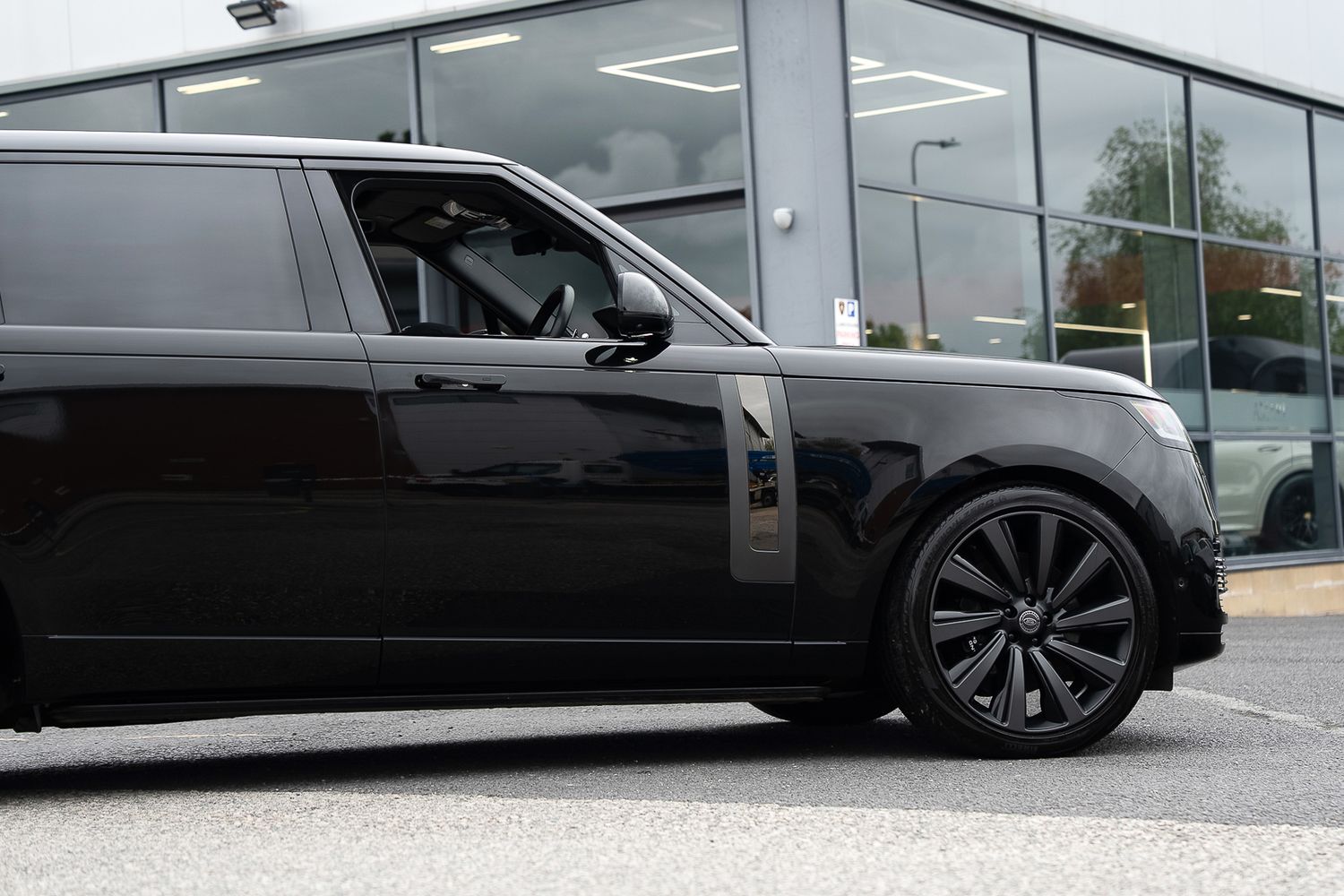 Land Rover Range Rover SV Auto SV