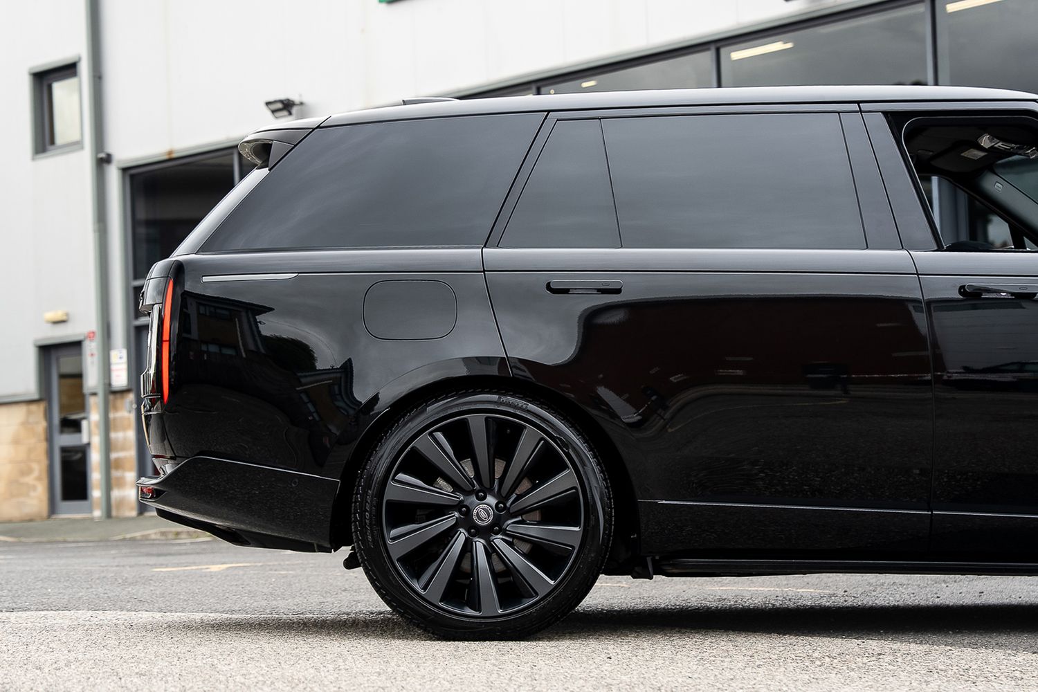 Land Rover Range Rover SV Auto SV