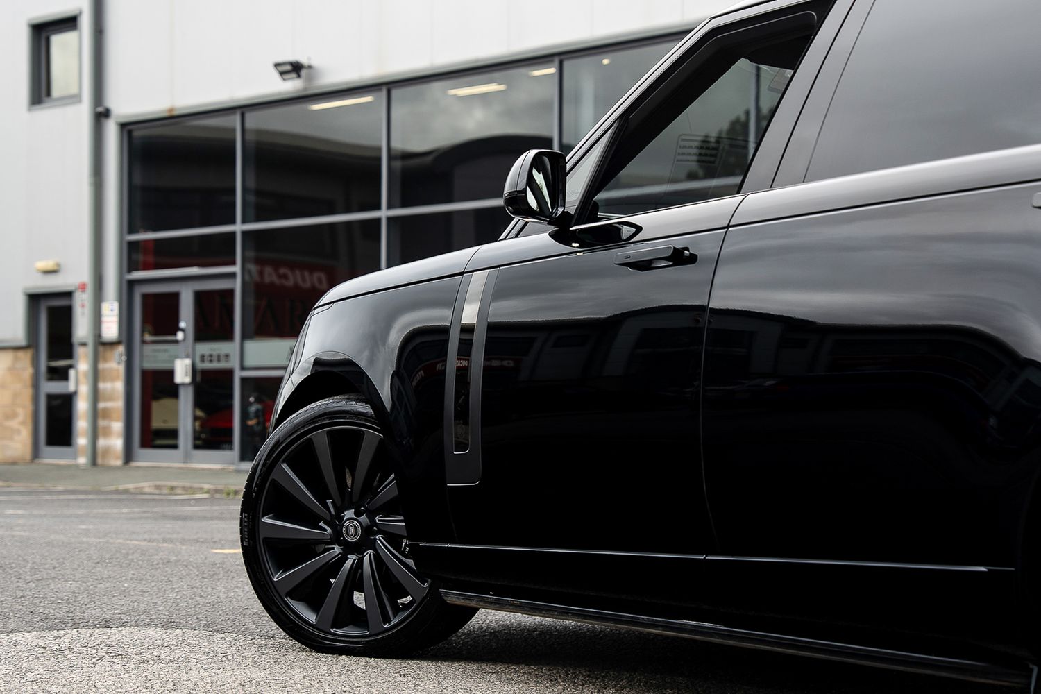 Land Rover Range Rover SV Auto SV