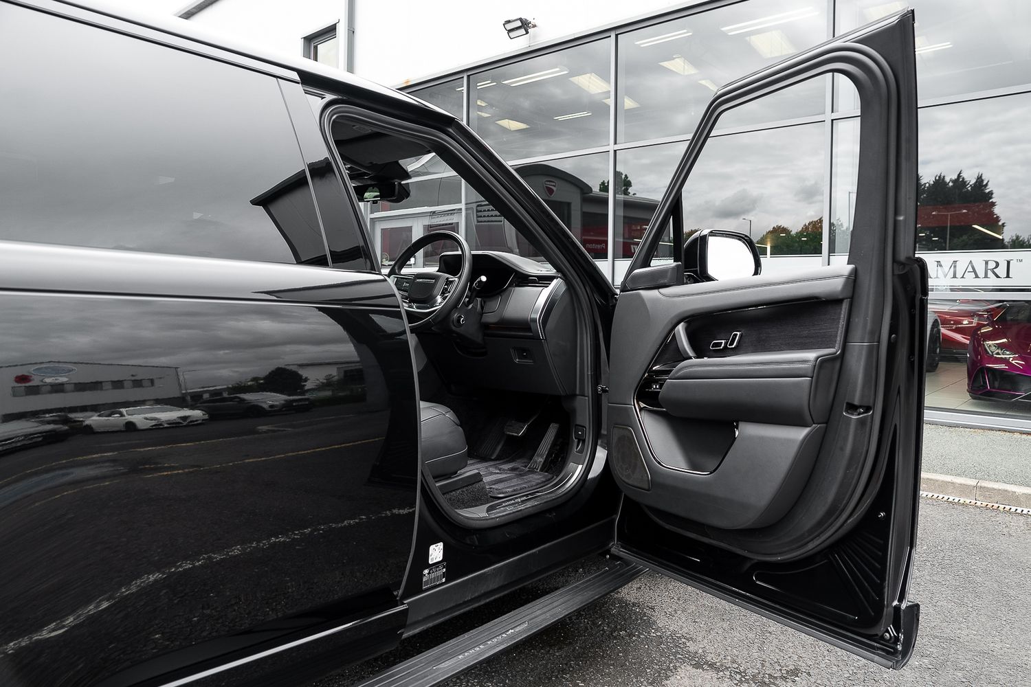 Land Rover Range Rover SV Auto SV