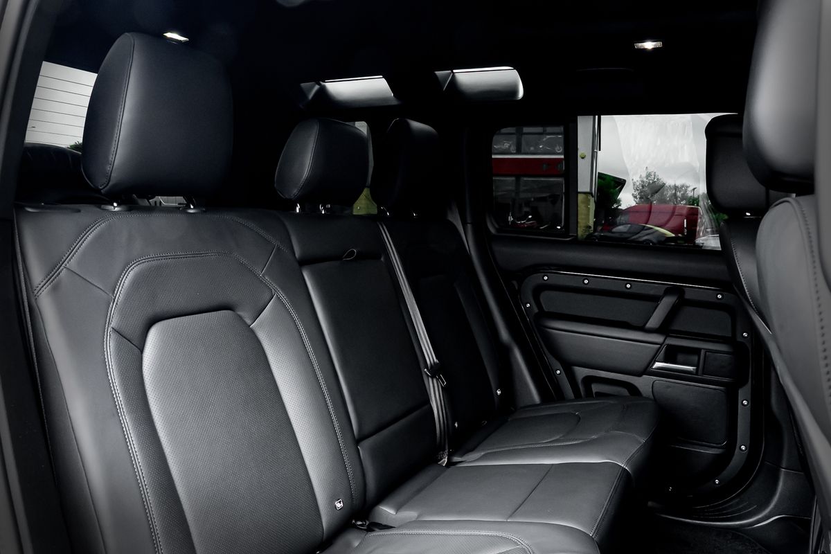 LAND ROVER DEFENDER X-Dynamic D350 HSE D MHEV Auto