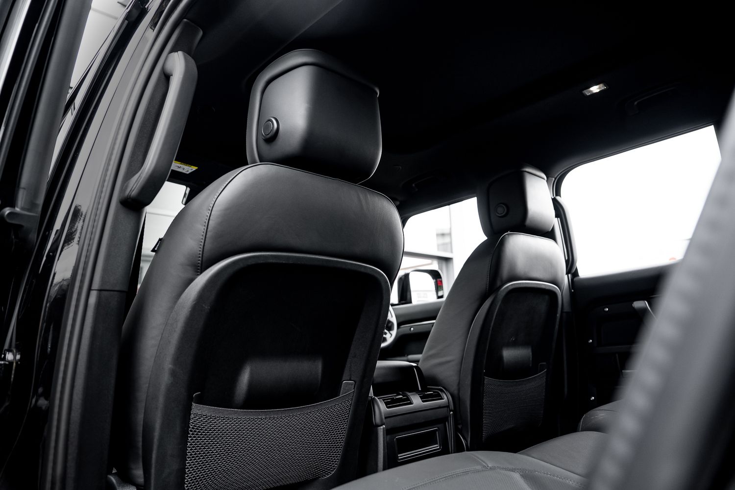 LAND ROVER DEFENDER X-Dynamic HSE D MHEV Auto