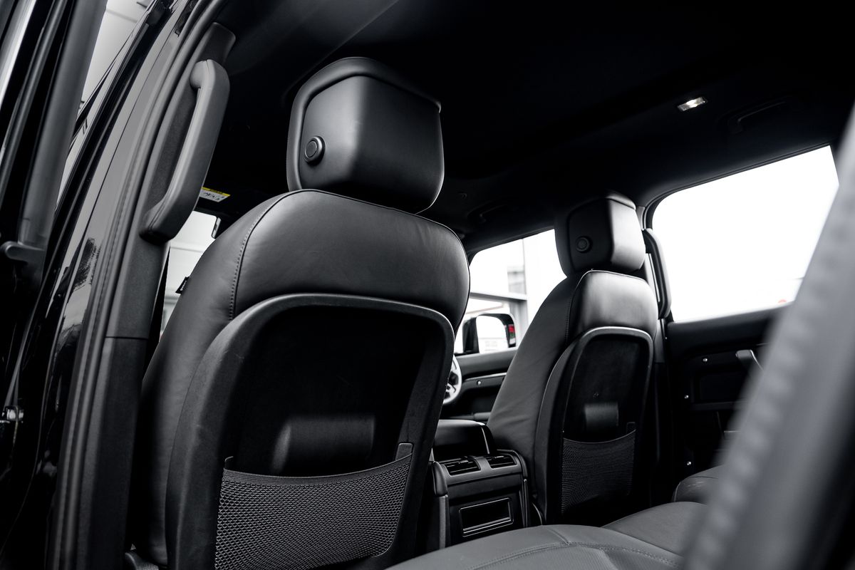 LAND ROVER DEFENDER X-Dynamic D350 HSE D MHEV Auto