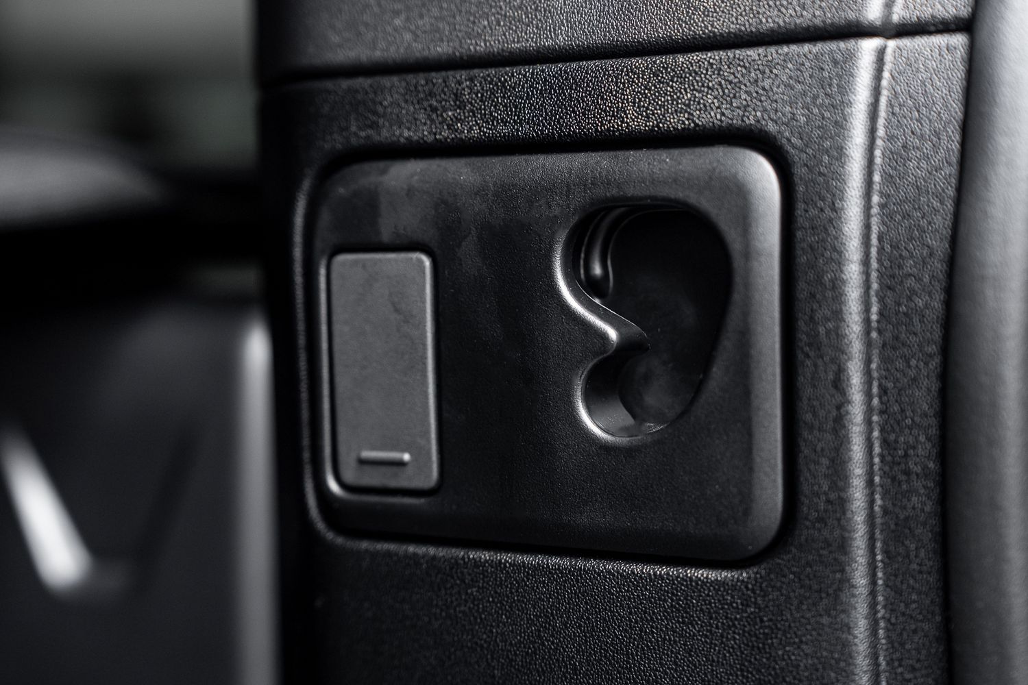 LAND ROVER DEFENDER X-Dynamic HSE D MHEV Auto