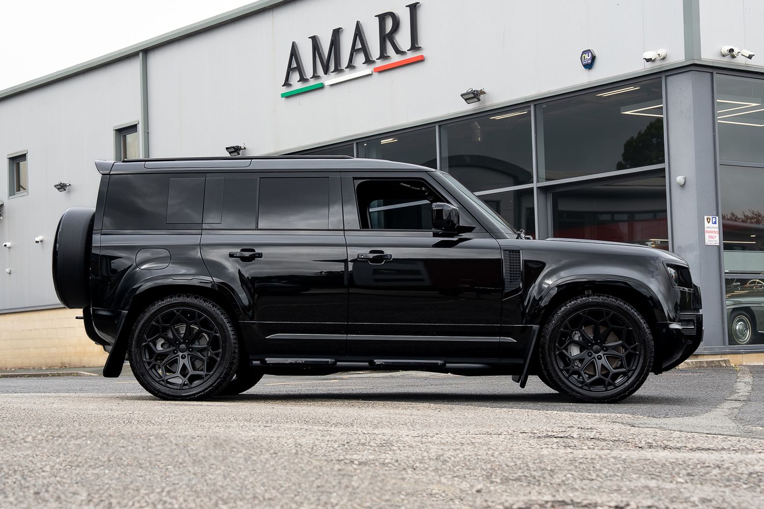 LAND ROVER DEFENDER X-Dynamic HSE D MHEV Auto