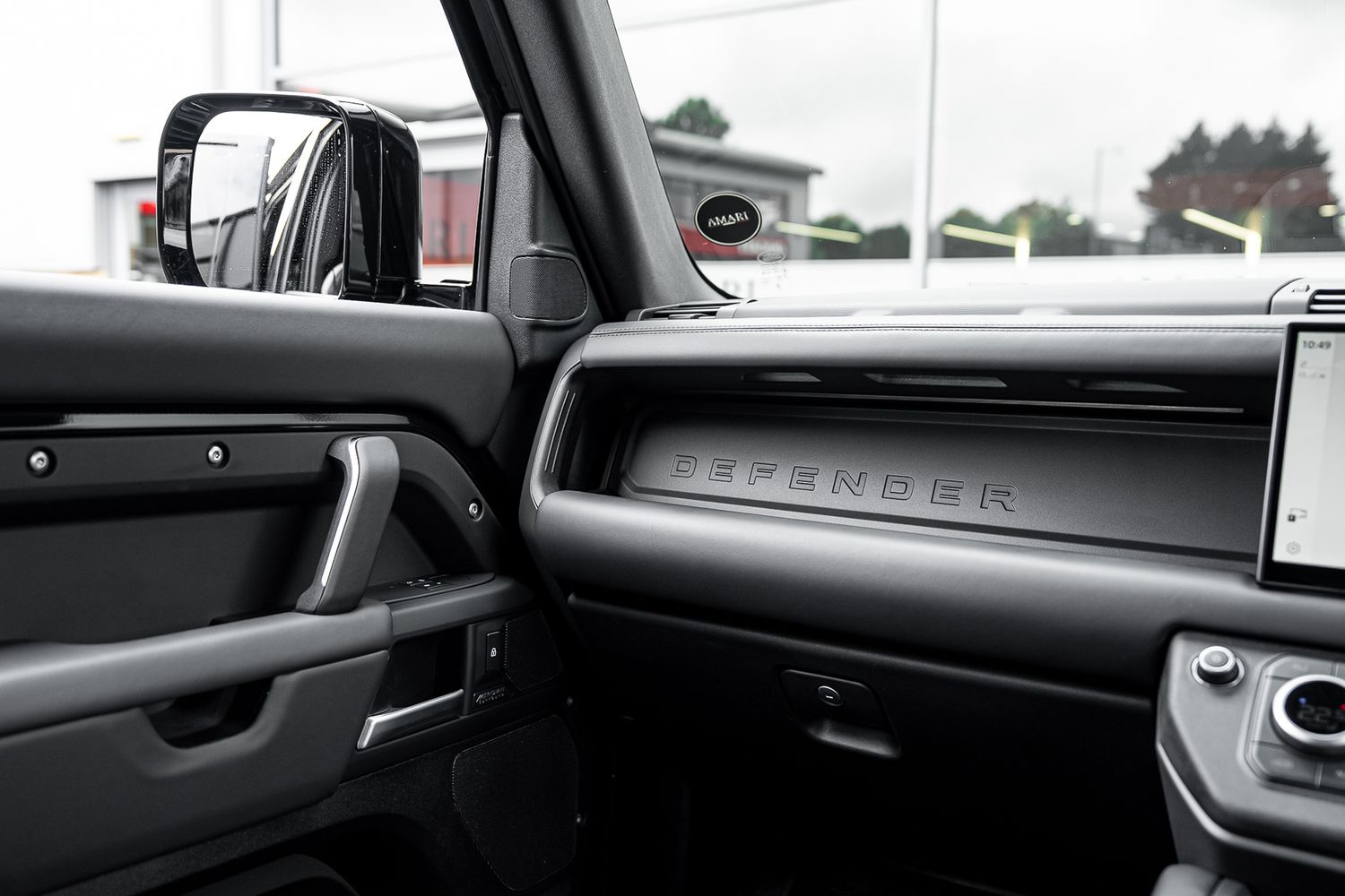 LAND ROVER DEFENDER X-Dynamic HSE D MHEV Auto