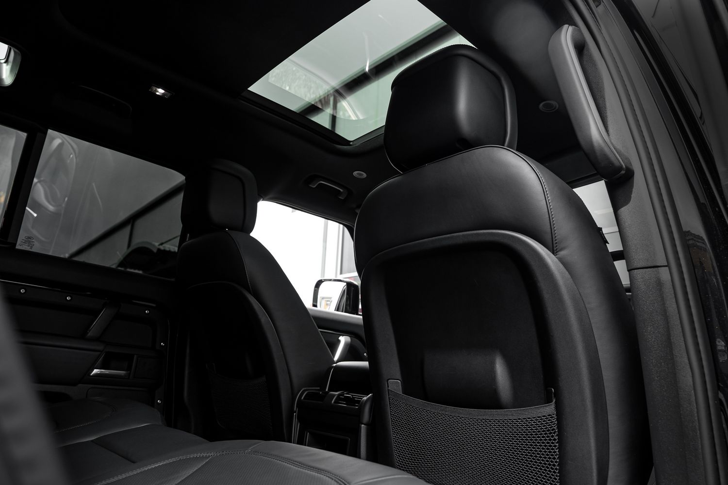 LAND ROVER DEFENDER X-Dynamic HSE D MHEV Auto