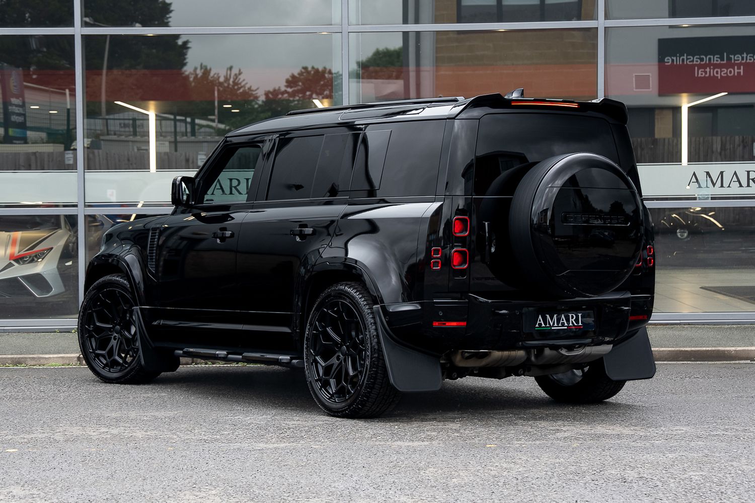 LAND ROVER DEFENDER X-Dynamic HSE D MHEV Auto