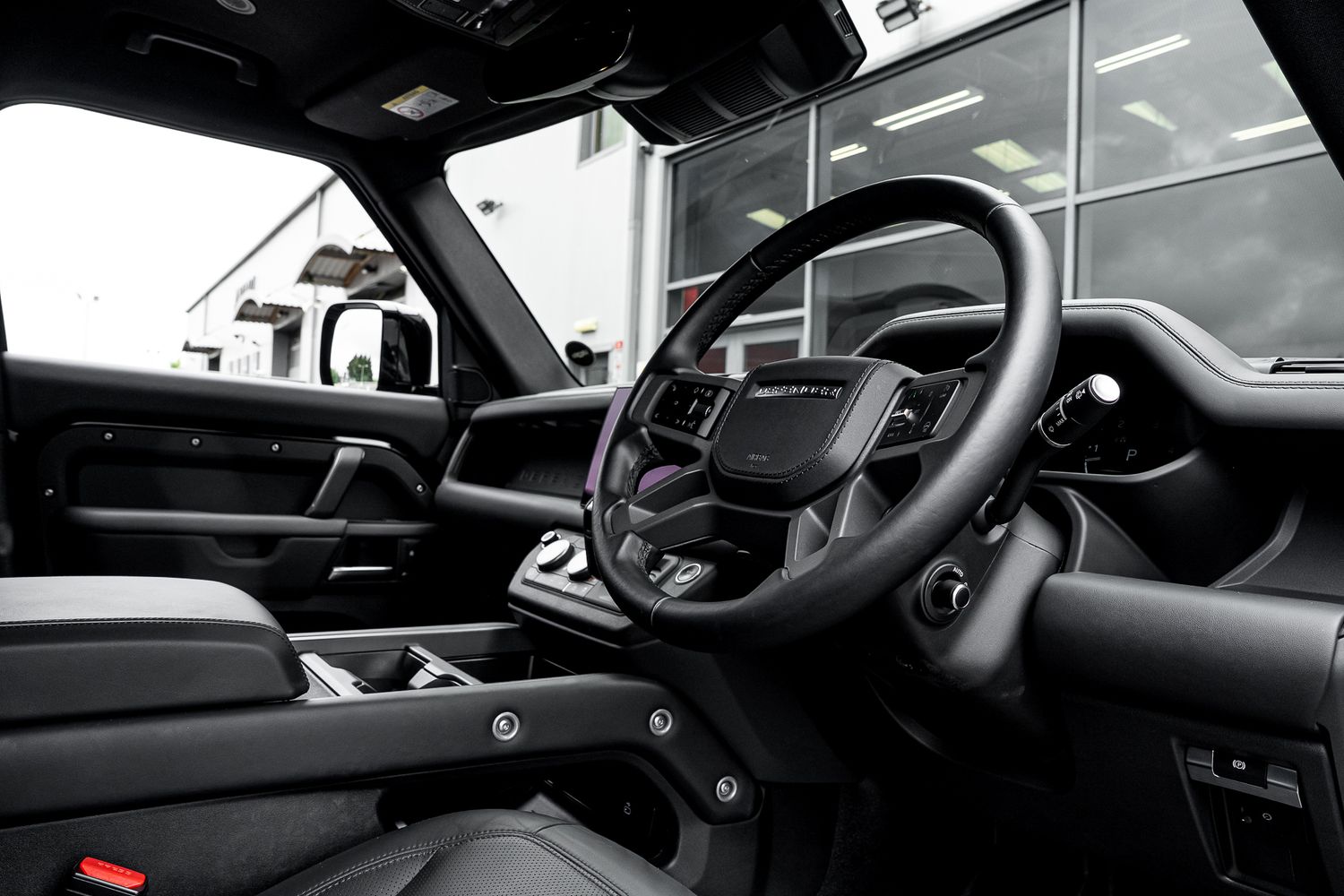 LAND ROVER DEFENDER X-Dynamic HSE D MHEV Auto