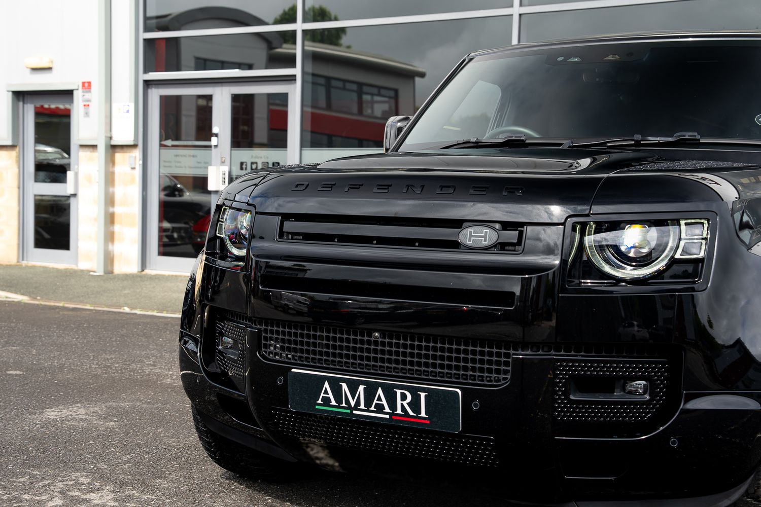 LAND ROVER DEFENDER X-Dynamic HSE D MHEV Auto