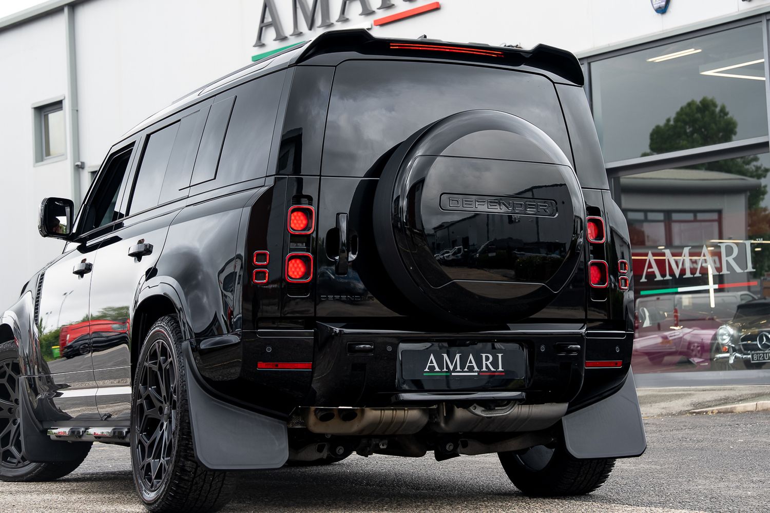 LAND ROVER DEFENDER X-Dynamic HSE D MHEV Auto