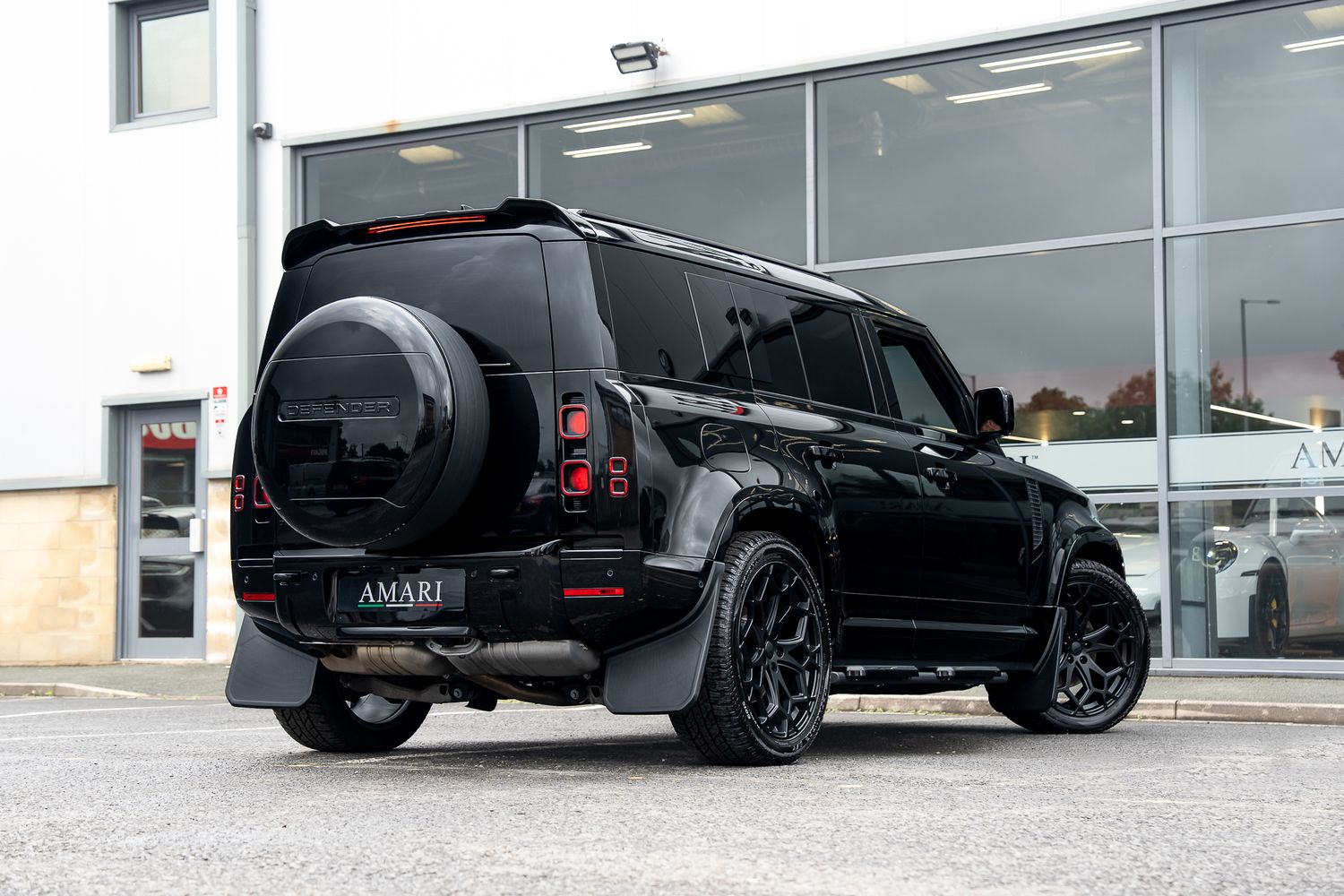 LAND ROVER DEFENDER X-Dynamic HSE D MHEV Auto