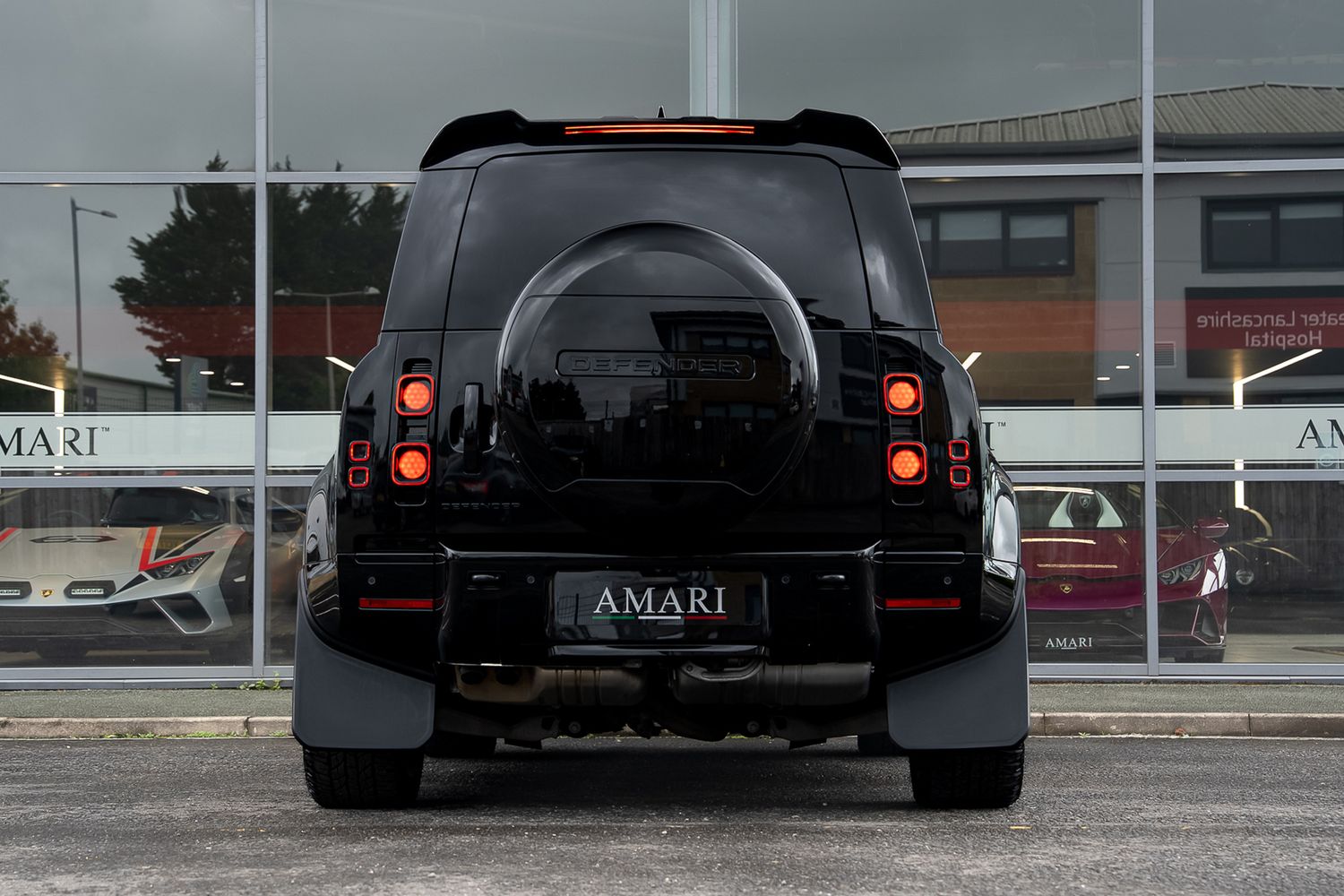LAND ROVER DEFENDER X-Dynamic HSE D MHEV Auto