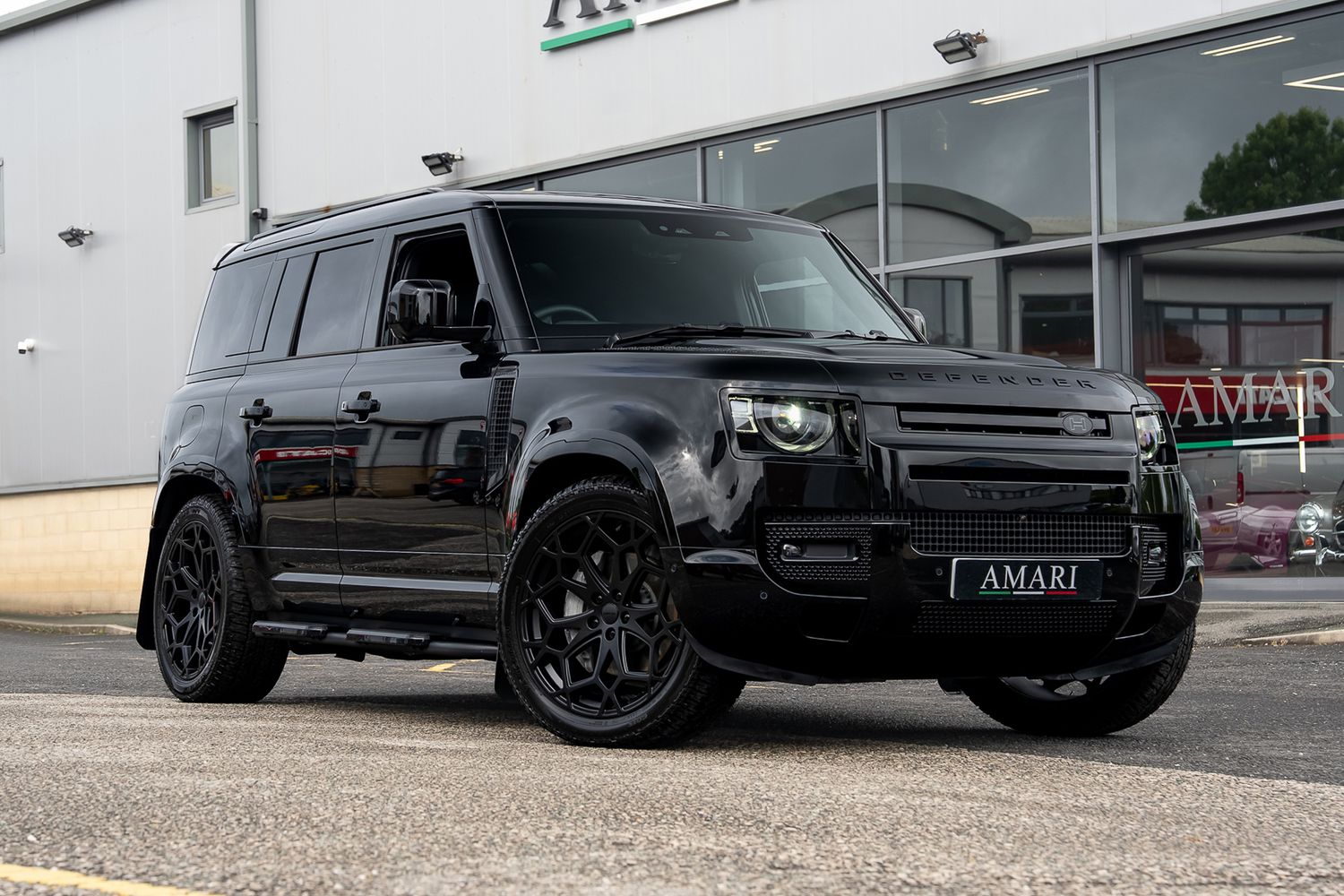 LAND ROVER DEFENDER X-Dynamic HSE D MHEV Auto