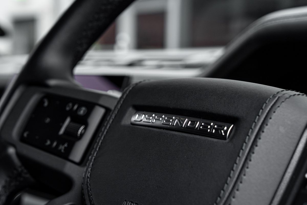 LAND ROVER DEFENDER X-Dynamic D350 HSE D MHEV Auto