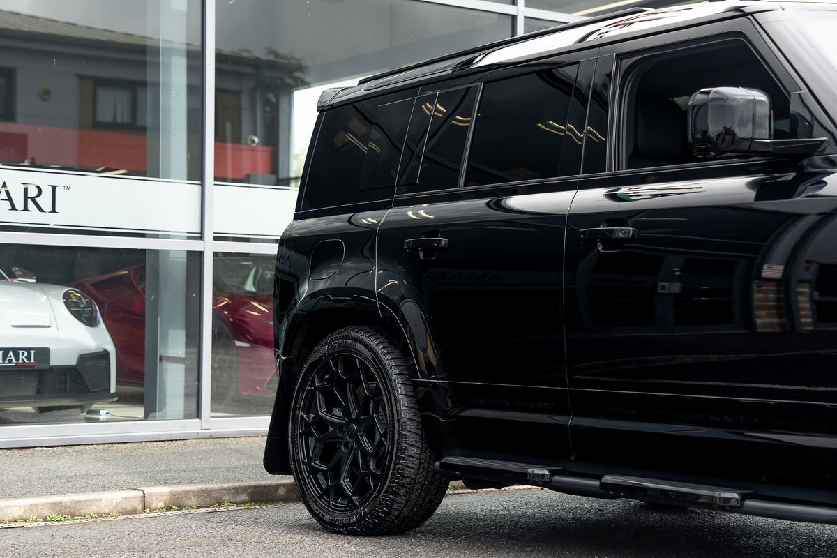 LAND ROVER DEFENDER X-Dynamic D350 HSE D MHEV Auto