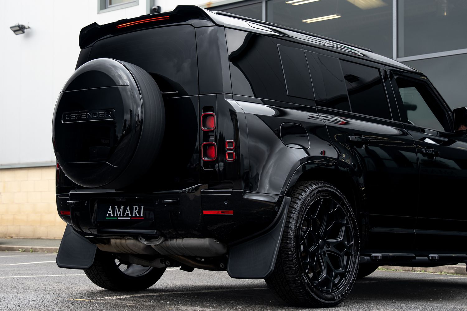LAND ROVER DEFENDER X-Dynamic HSE D MHEV Auto