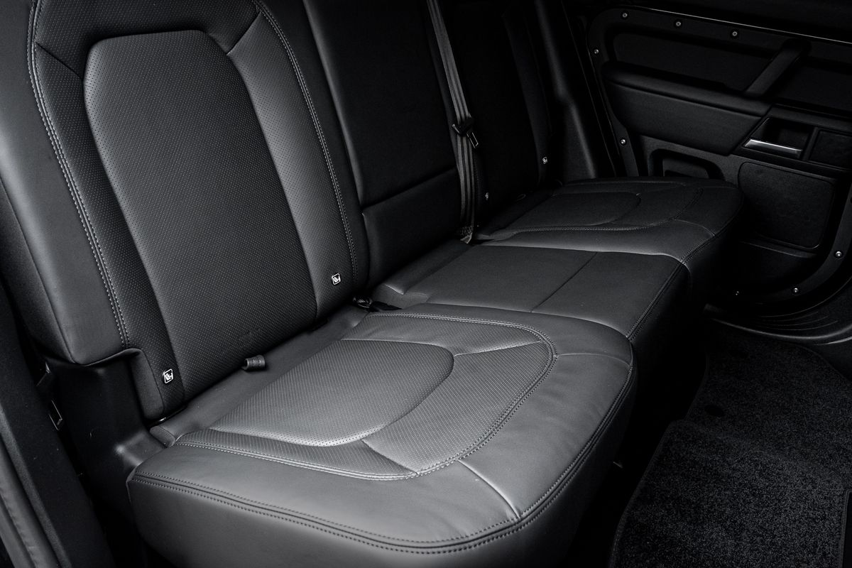 LAND ROVER DEFENDER X-Dynamic D350 HSE D MHEV Auto